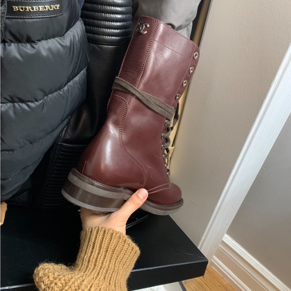 CHANEL lace-up ankle combat boots - Picture 4 of 14